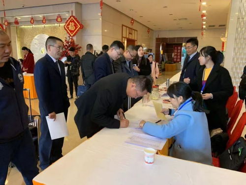 攀枝花两会掠影 那些忙碌在镜头外的身影，有你熟悉的吗？